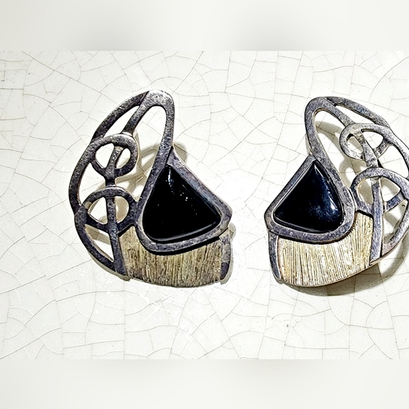 artisan sterling silver and onyx modernist design filigree post earrings - Picture 4 of 5